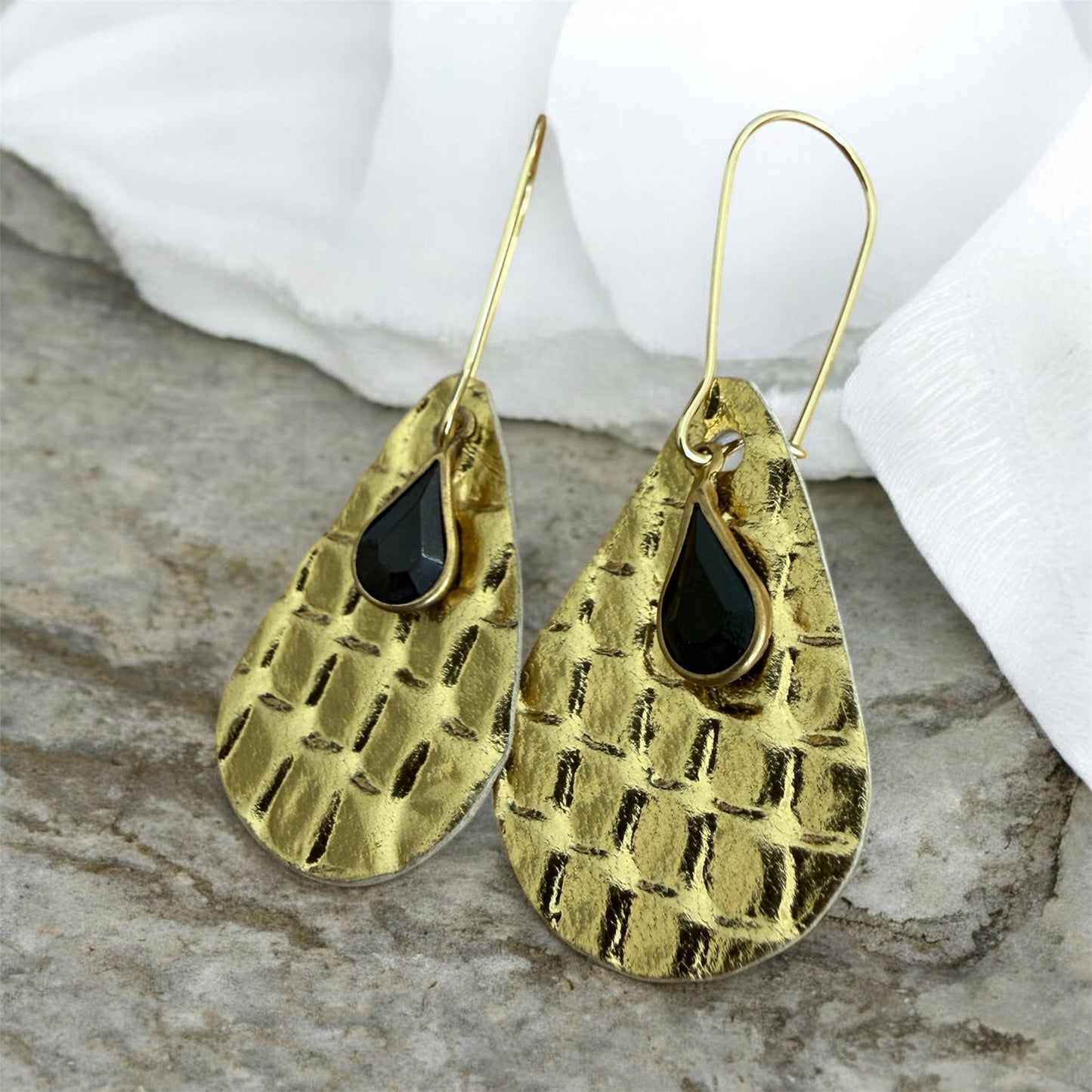 'Antique Metallic' Drops