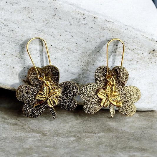 Antique Gold Shamrocks